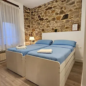 https://habitacion-triple-en-caserio-a-8km-de-bilbao.bilbaohotelsspain.com